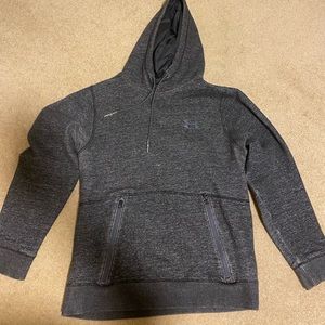 Women’s Under Armour Hoody - Size M